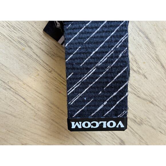 VOLCOM STONE SKATEBOARDS BLACK WEB BELT W BUCKLE BOTTLE OPENER VTG 90S Y2K SKATE - Picture 4 of 11